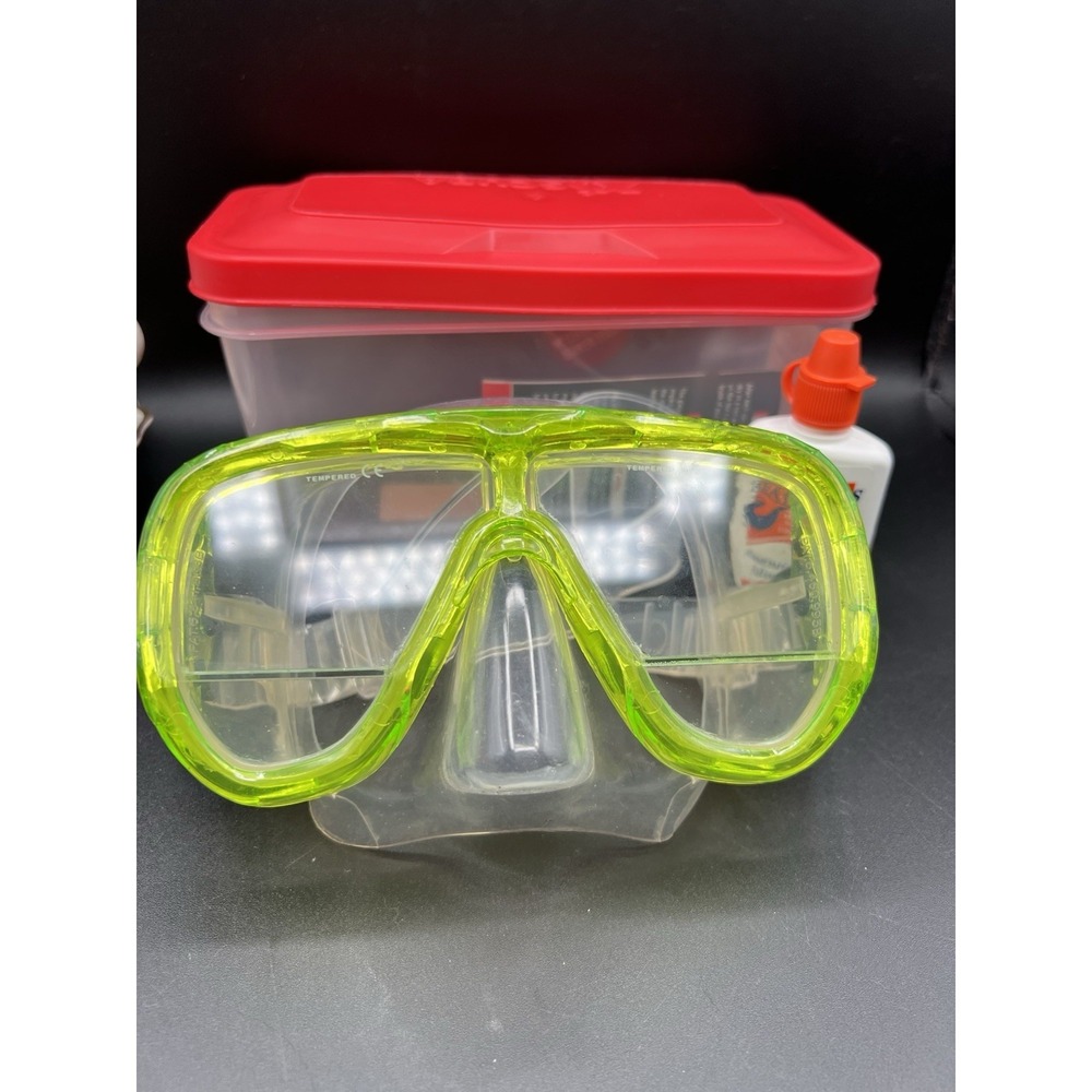 XS Scuba Gauge Reader Down View‎ Design Scuba Dive Mask Yellow